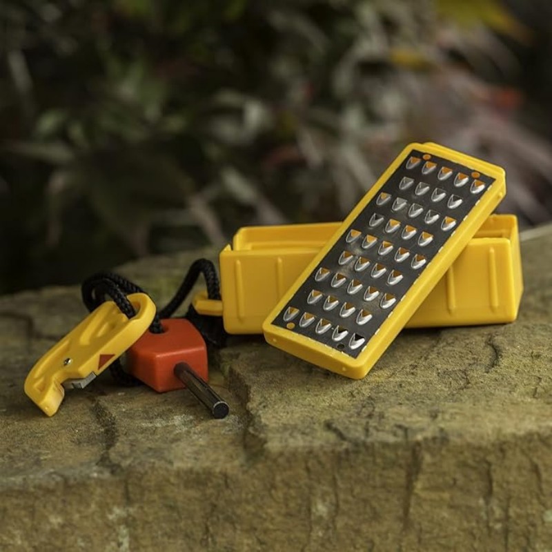 Fire Starter Flint - Multi-functional Outdoor Emergency Fire Starter -