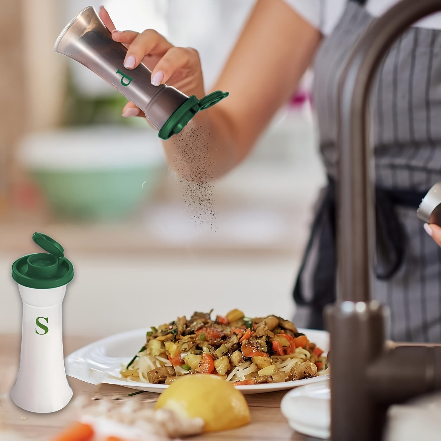 2pcs Large Salt & Pepper Shake - đánh giá và giá Outdoor Camping Kitchen Set
